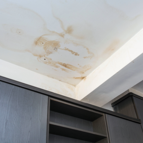 5 Warning Signs Your Roof Needs Waterproofing